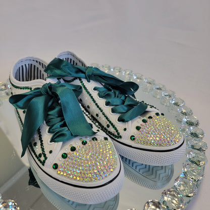 Zapato personalizado con detalles verdes