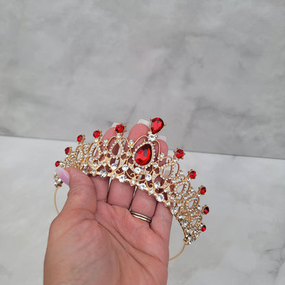 Corona para quinceañeras Dorado con detalles rojos