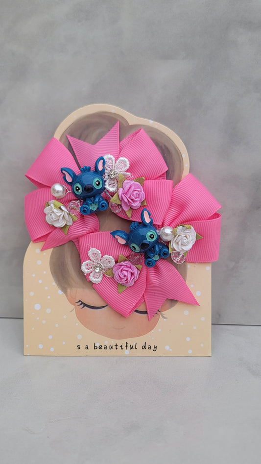 Pink bows for girls